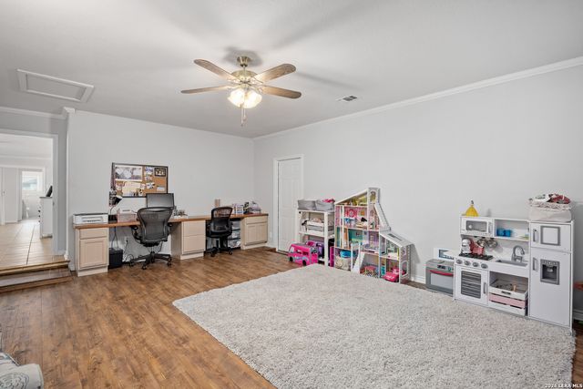 708 Mockingbird Lane, Kerrville, TX 78028
