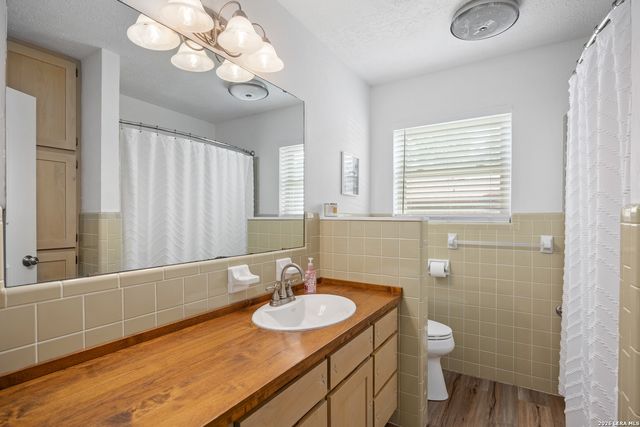 708 Mockingbird Lane, Kerrville, TX 78028