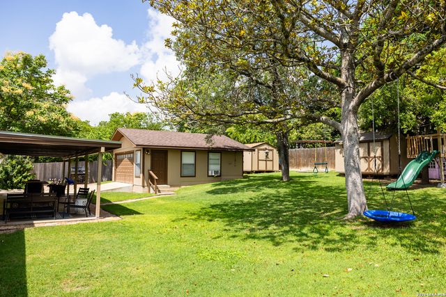 708 Mockingbird Lane, Kerrville, TX 78028