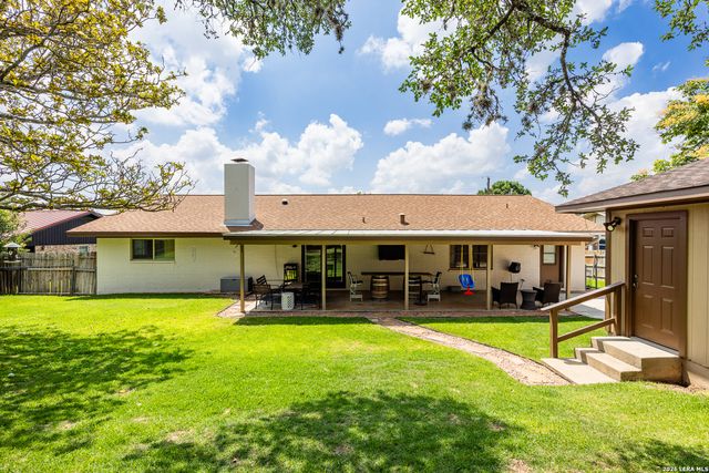 708 Mockingbird Lane, Kerrville, TX 78028