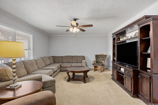 708 Mockingbird Lane, Kerrville, TX 78028