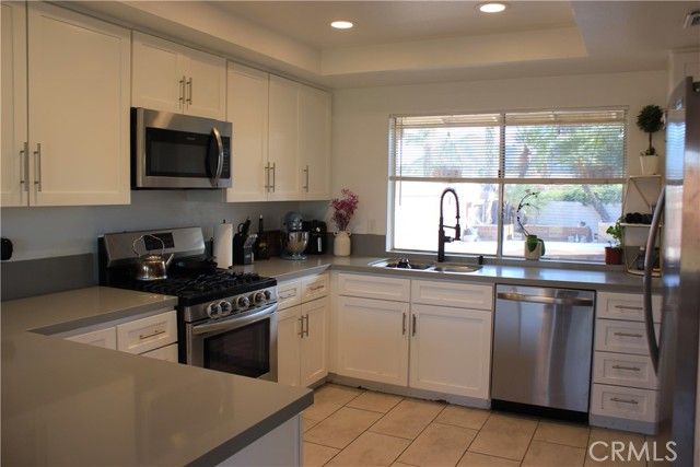 76946 Kentucky, Palm Desert, CA 92211