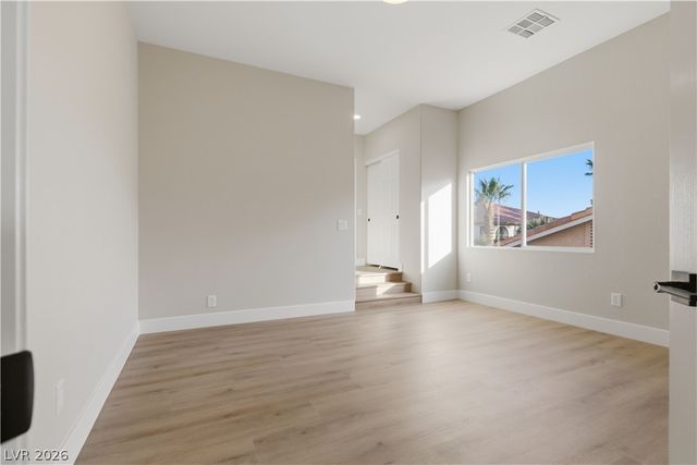 7536 Gossamer Wind Street, Las Vegas, NV 89139