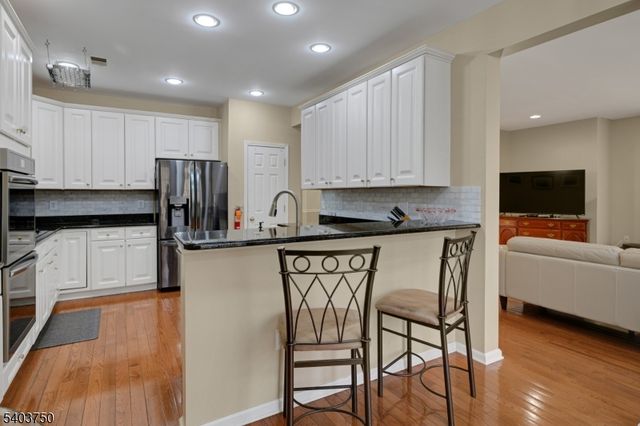 12 Glades Dr, Denville Twp., NJ 07834