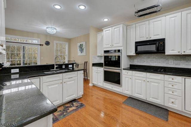 12 Glades Dr, Denville Twp., NJ 07834