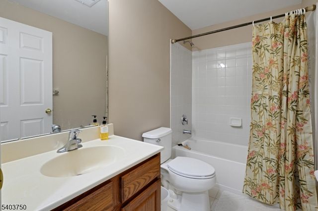 12 Glades Dr, Denville Twp., NJ 07834