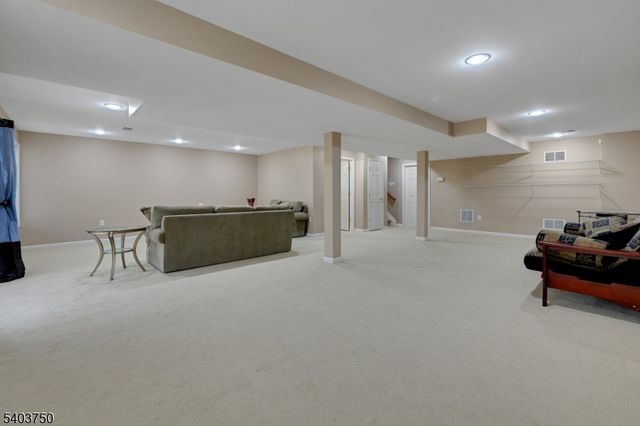 12 Glades Dr, Denville Twp., NJ 07834