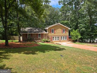 32 Timber Trail SW, Cartersville, GA 30120
