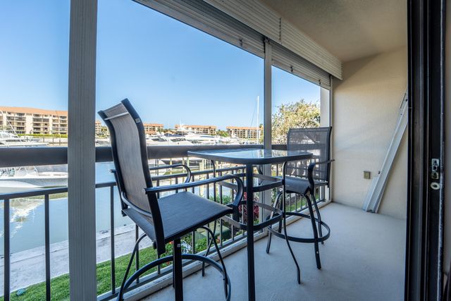 2501 Marina Isle Way 203, Jupiter, FL 33477