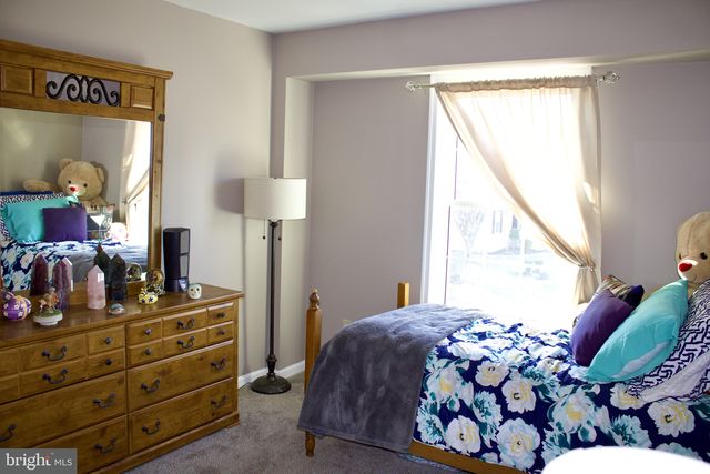 8 BRIER AVE, Wilmington, DE 19805