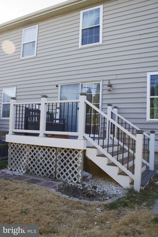 8 BRIER AVE, Wilmington, DE 19805