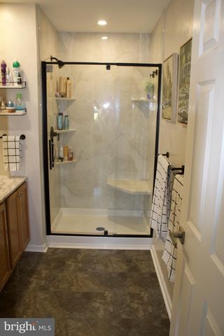 8 BRIER AVE, Wilmington, DE 19805