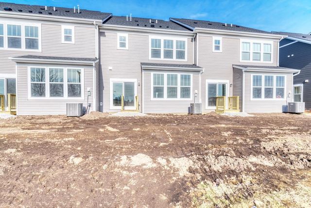 2235 Horseshoe Circle 2235, Naperville, IL 60564