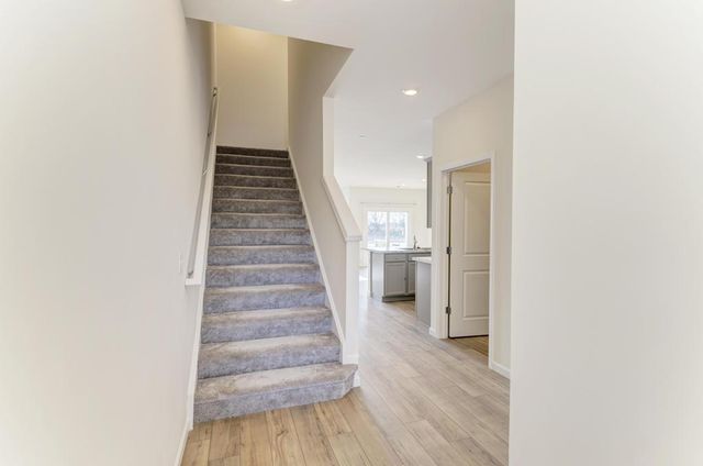 2235 Horseshoe Circle 2235, Naperville, IL 60564