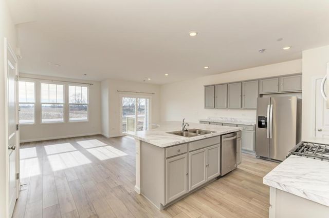 2235 Horseshoe Circle 2235, Naperville, IL 60564