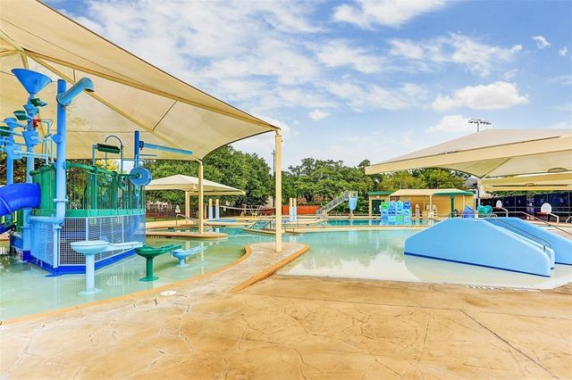 5920 Lake Street, Houston, TX 77005