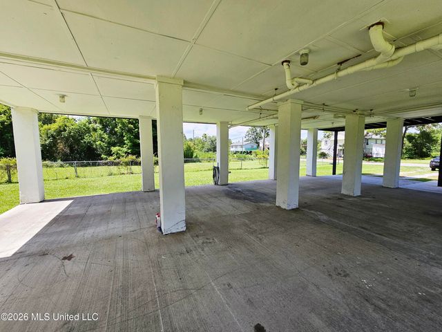 329 Fleitas Avenue, Pass Christian, MS 39571