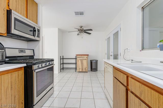 7242 Vireo Drive, Las Vegas, NV 89147