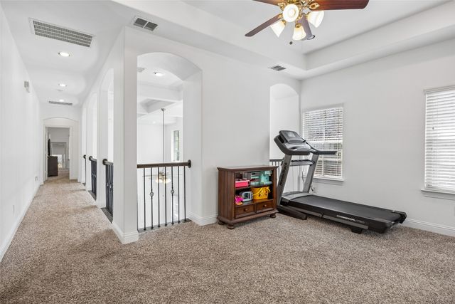 1022 Shadyside Lane, Dallas, TX 75223