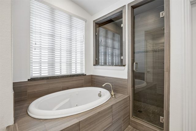 1022 Shadyside Lane, Dallas, TX 75223