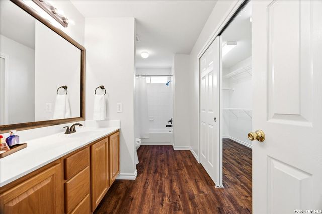 9738 Country Shadow, San Antonio, TX 78254