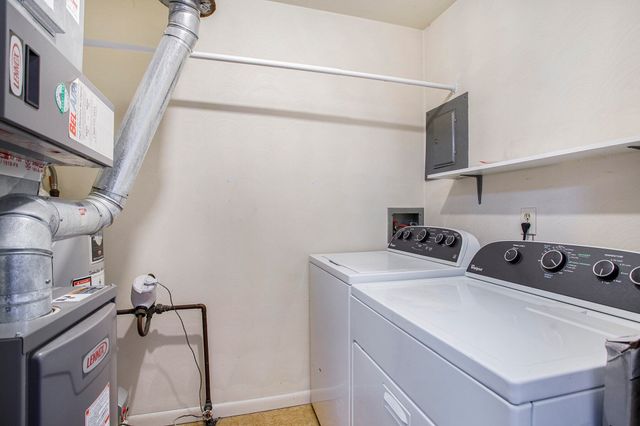 143 Floral Avenue, Plainwell, MI 49080