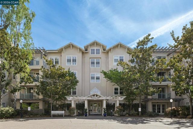 1840 Tice Creek 2217, Walnut Creek, CA 94595