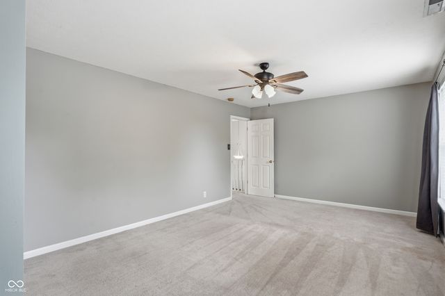 9220 N Coral Reef Road, Mccordsville, IN 46055