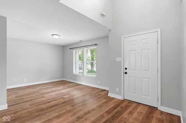 9220 N Coral Reef Road, Mccordsville, IN 46055