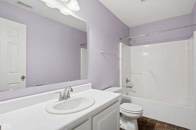 9220 N Coral Reef Road, Mccordsville, IN 46055