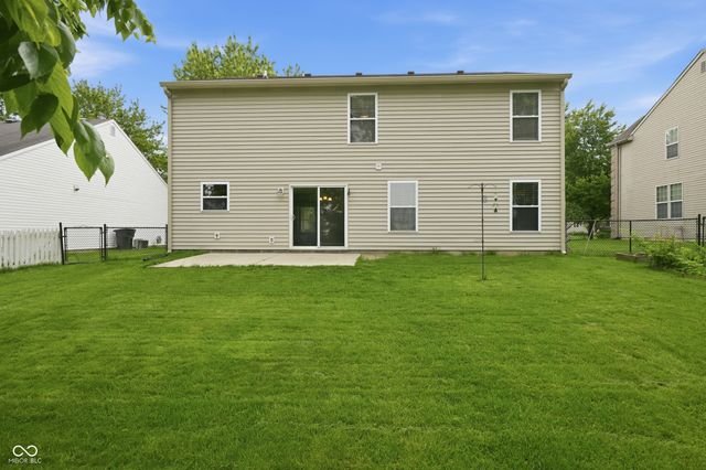 9220 N Coral Reef Road, Mccordsville, IN 46055