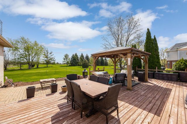 13201 Meadow Hill Lane, Lemont, IL 60439