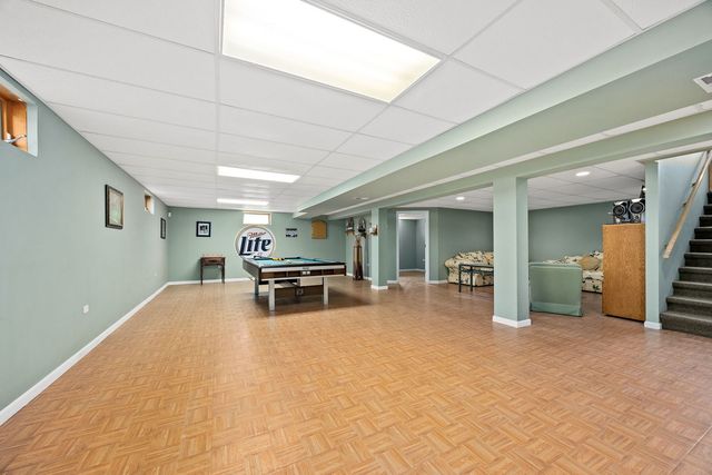 13201 Meadow Hill Lane, Lemont, IL 60439