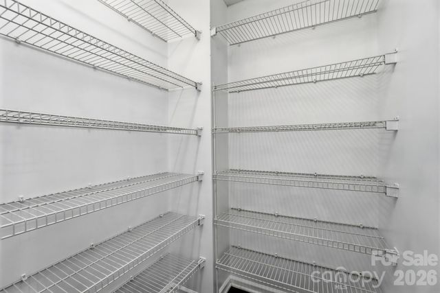 8725 Londonshire Drive, Charlotte, NC 28216