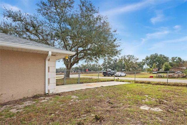 2982 CR 756A, Webster, FL 33597