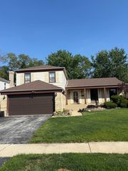 17809 Stonebridge Drive, Hazel Crest, IL 60429
