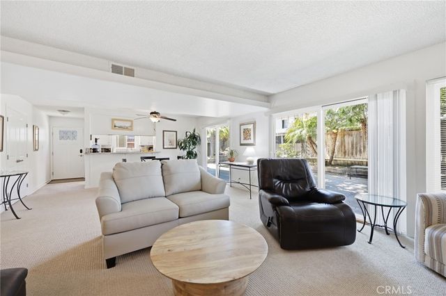 2558 Seahorse Avenue, Ventura, CA 93001