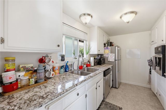 2558 Seahorse Avenue, Ventura, CA 93001