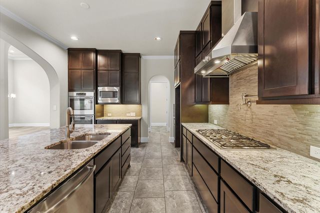 5315 Iris Springs Lane, Sugar Land, TX 77479