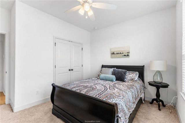 1614 Briscoe Manor Court, College Station, TX 77845