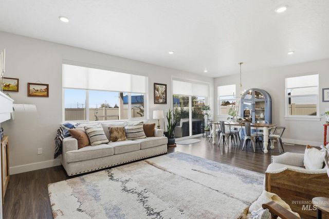 133 Insight Ct, Middleton, ID 83644