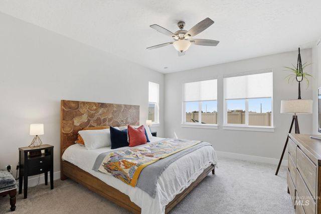 133 Insight Ct, Middleton, ID 83644