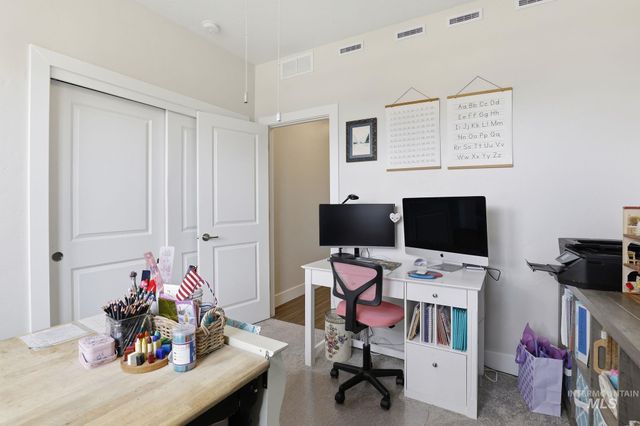 133 Insight Ct, Middleton, ID 83644