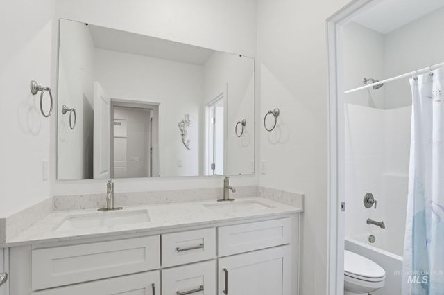 133 Insight Ct, Middleton, ID 83644