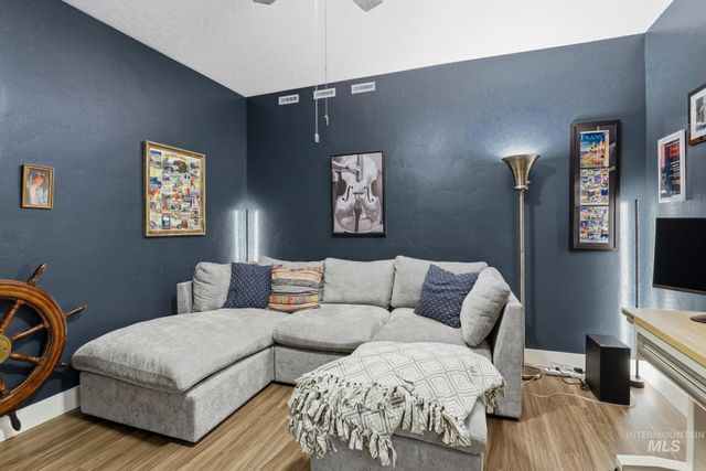 133 Insight Ct, Middleton, ID 83644