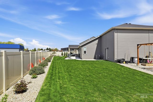 133 Insight Ct, Middleton, ID 83644