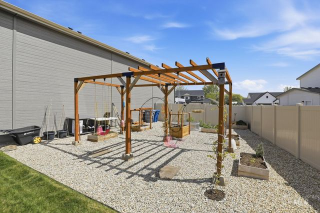 133 Insight Ct, Middleton, ID 83644