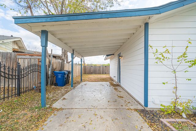 8310 Running Horse, San Antonio, TX 78242