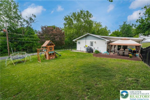 50 Kohls Road, Allen Twp, PA 18067