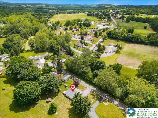 50 Kohls Road, Allen Twp, PA 18067